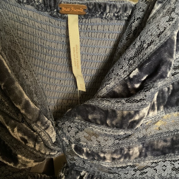 NWT Free People Yours Truly Velvet Peplum Top in Wild Moon - Picture 2 of 7